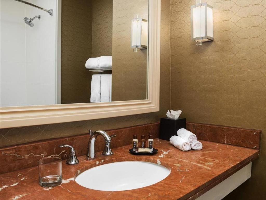 Sheraton Crescent 3*